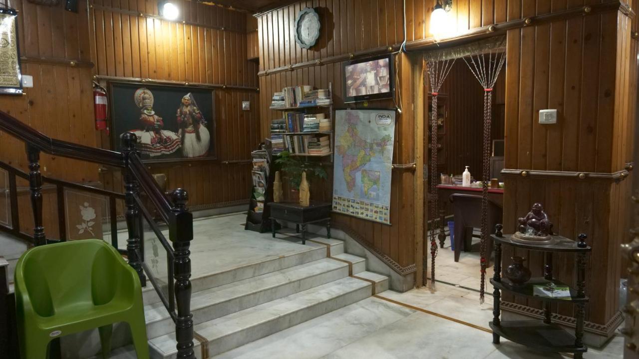 Hotel White Rose Kochi Ngoại thất bức ảnh
