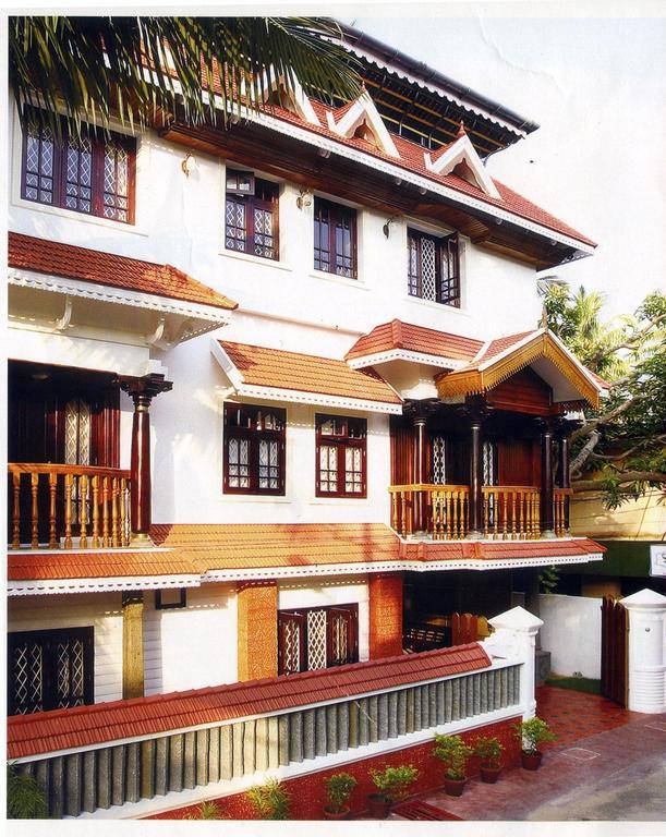 Hotel White Rose Kochi Ngoại thất bức ảnh