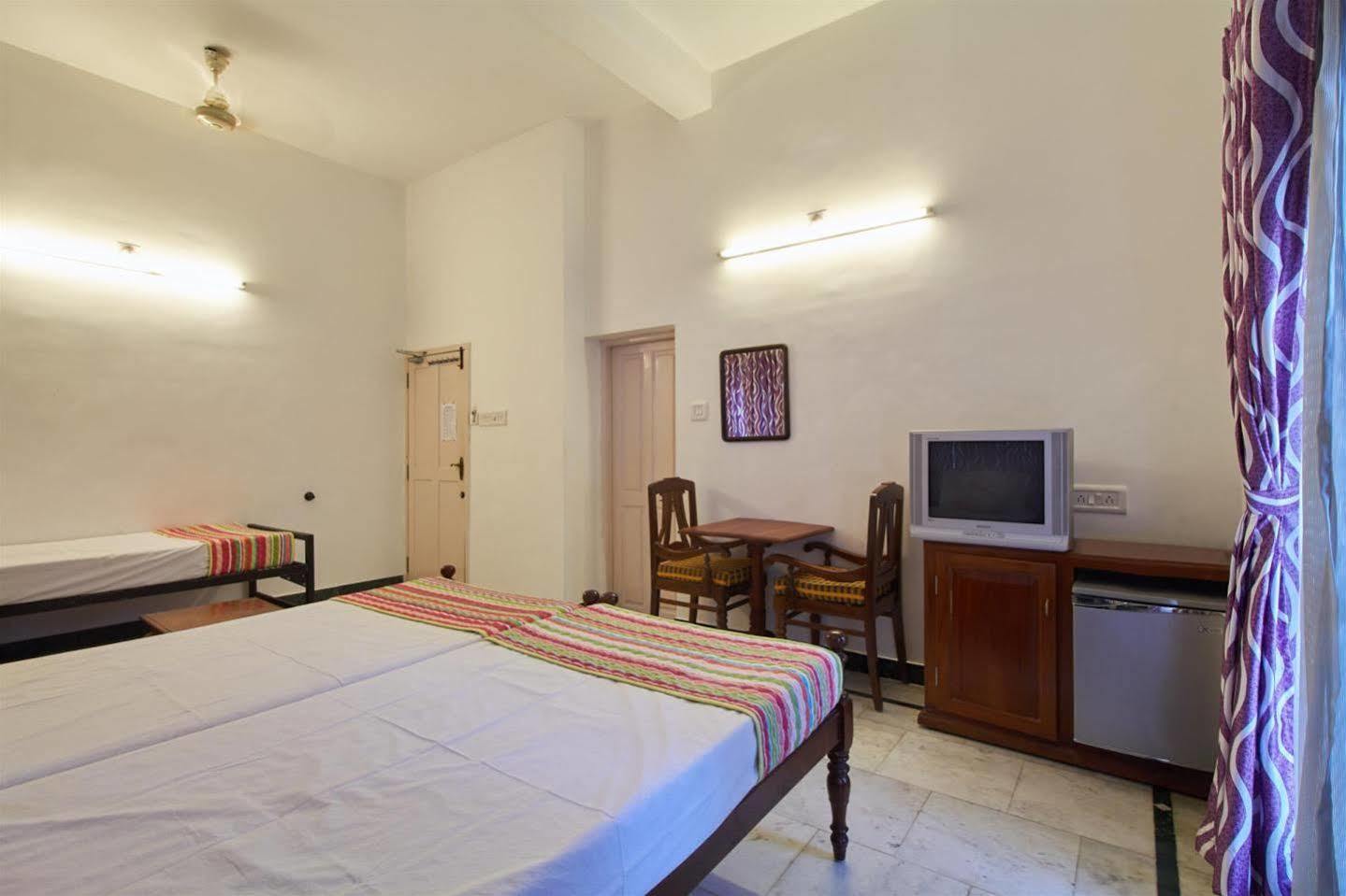 Hotel White Rose Kochi Ngoại thất bức ảnh