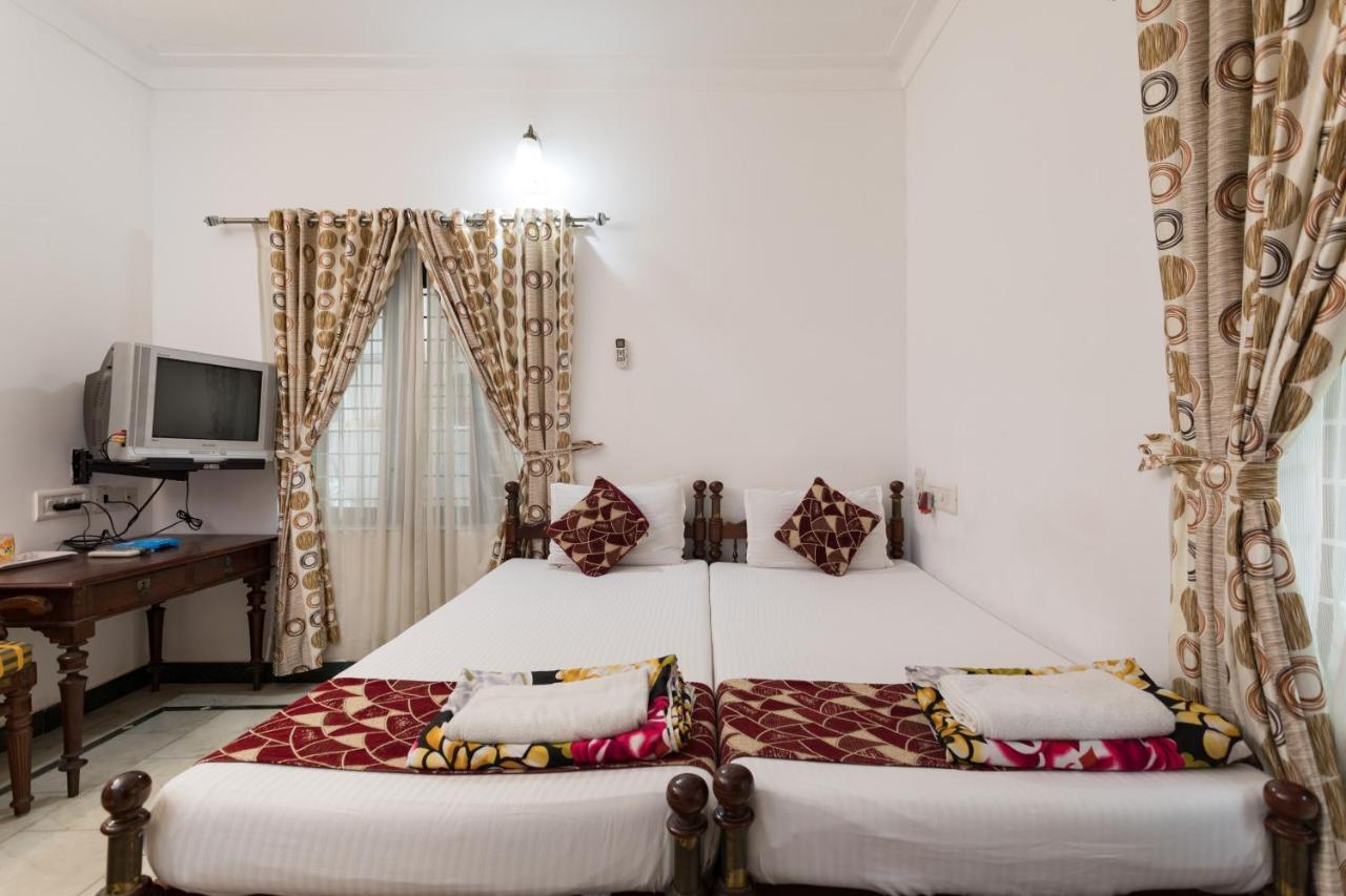 Hotel White Rose Kochi Ngoại thất bức ảnh