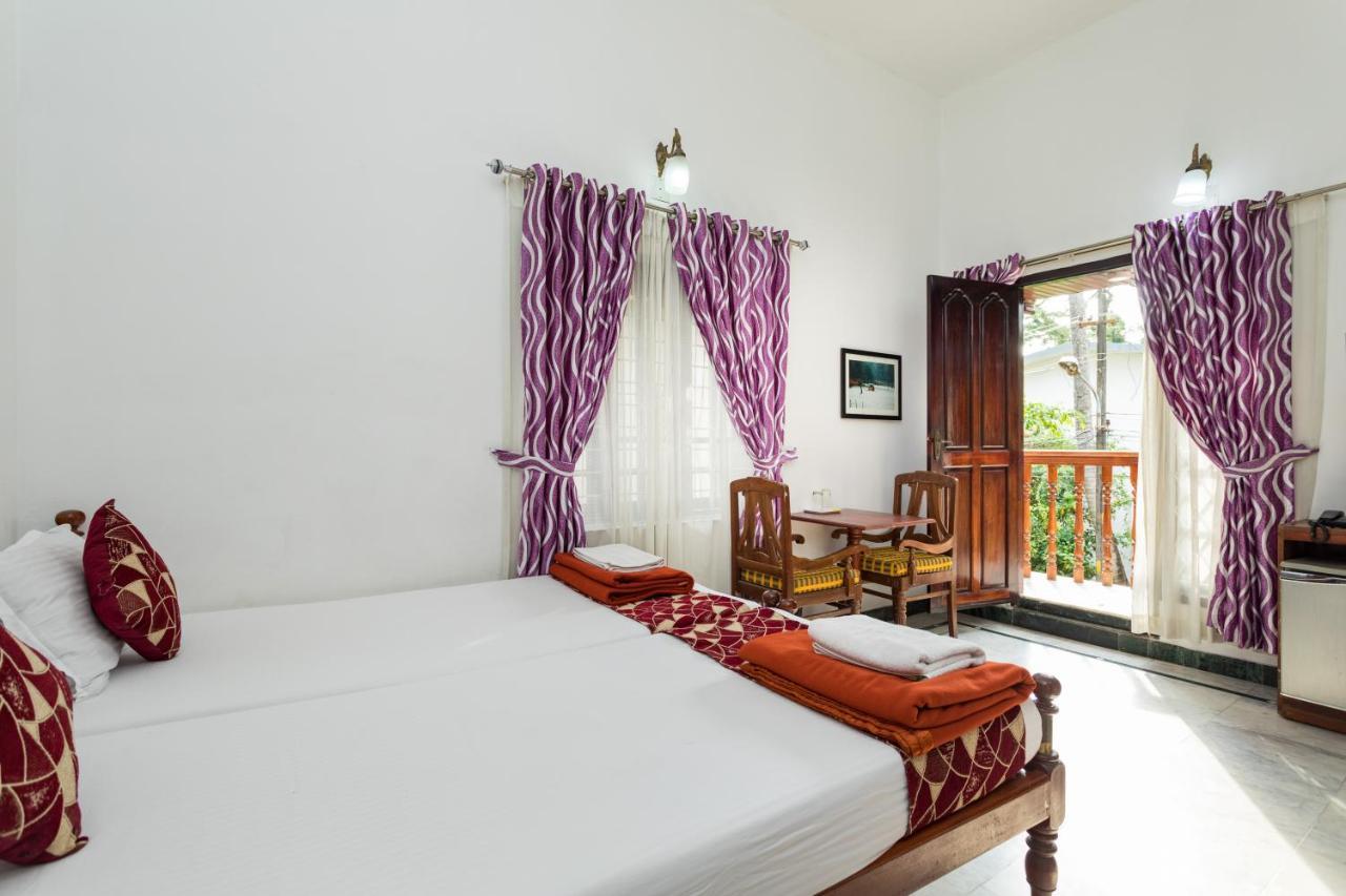 Hotel White Rose Kochi Ngoại thất bức ảnh