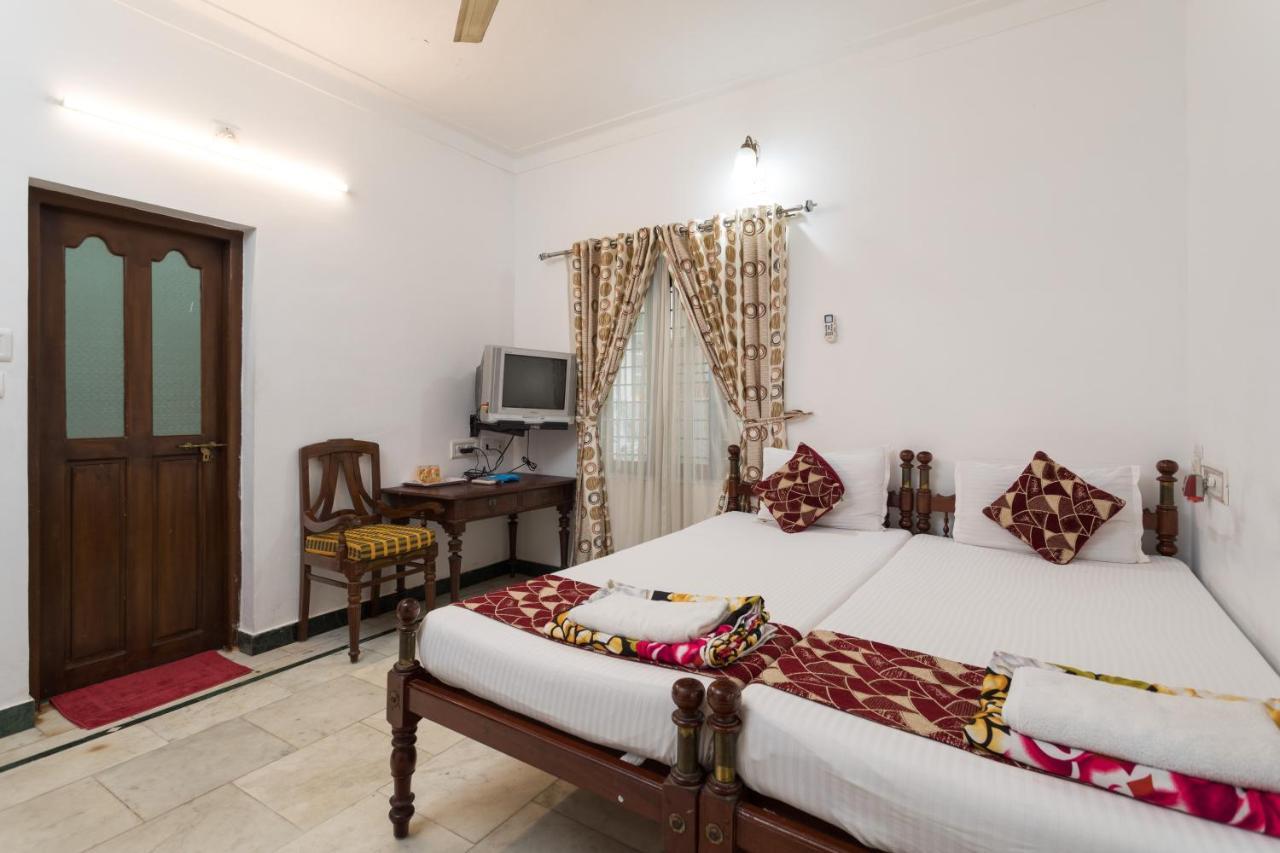 Hotel White Rose Kochi Ngoại thất bức ảnh